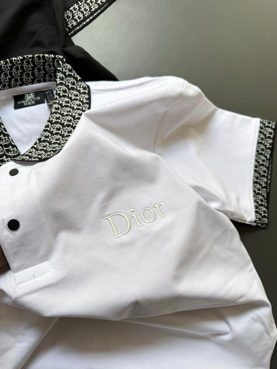 Luxivra Luxe Signature Collar Premium Tee