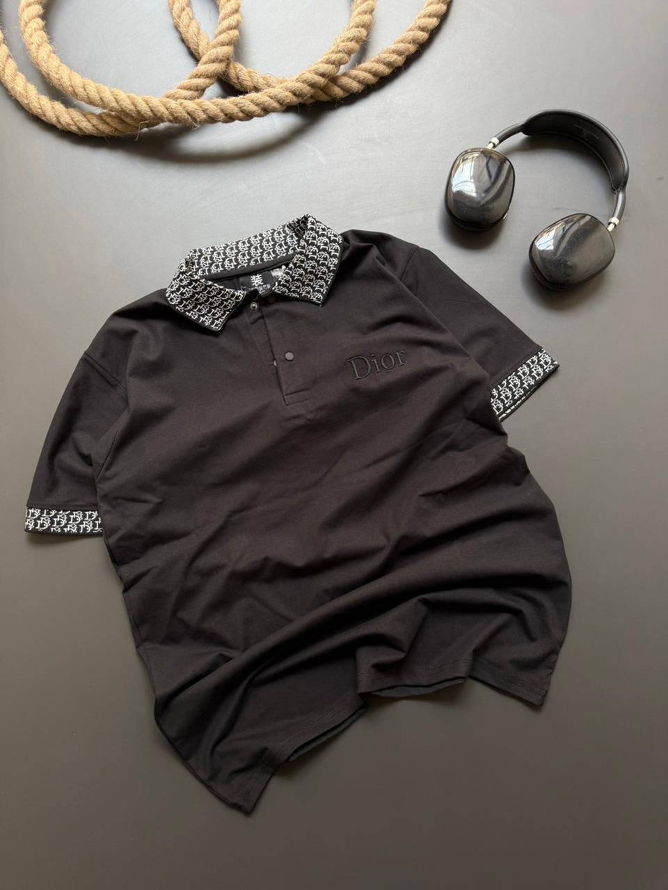 Luxivra Luxe Signature Collar Premium Tee